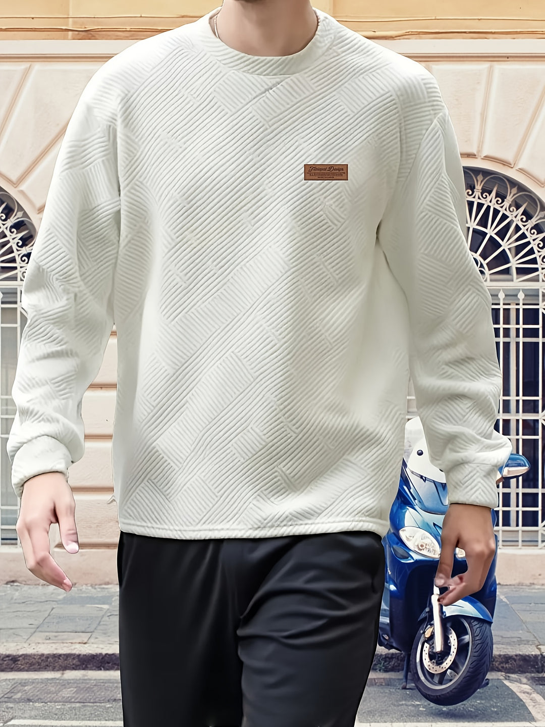 Elias | Textured Crew Neck Sweatshirt