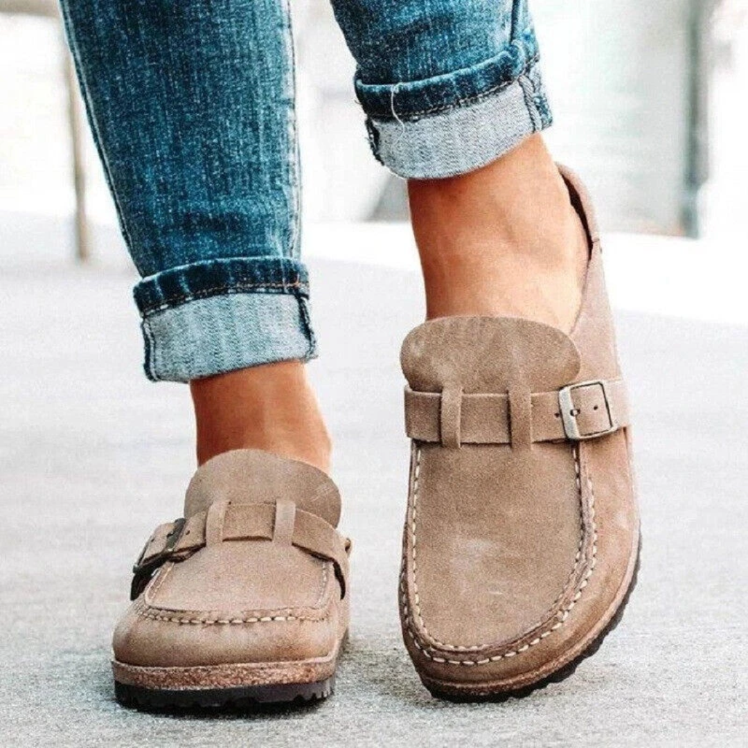 Chic Buckle Detail Low Heel Loafers