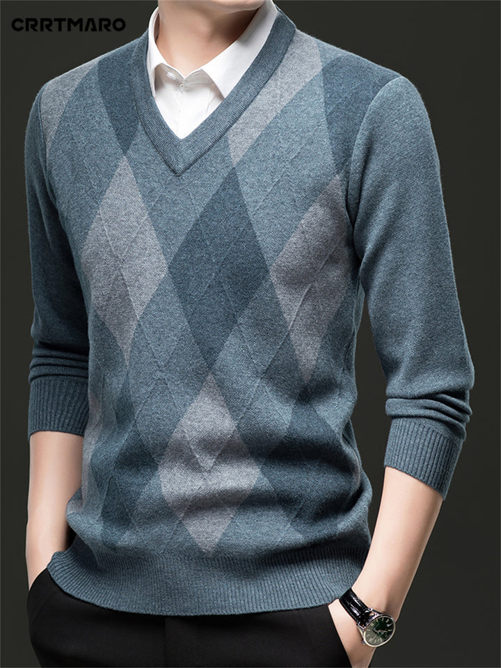 Warren | Classic Argyle V-Neck Sweater