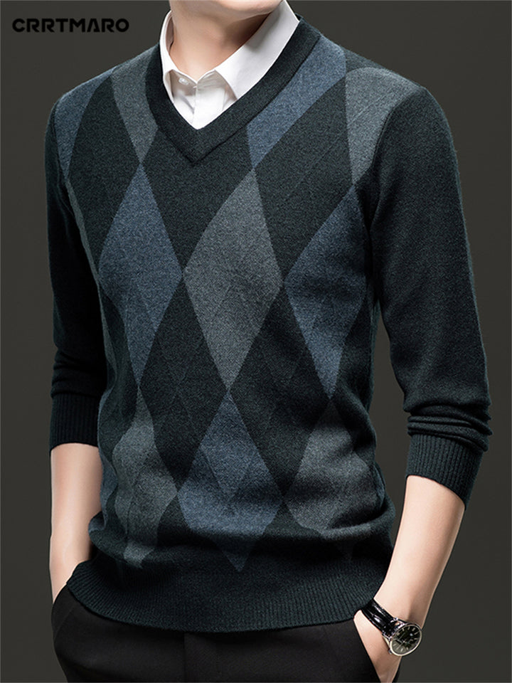 Warren | Classic Argyle V-Neck Sweater