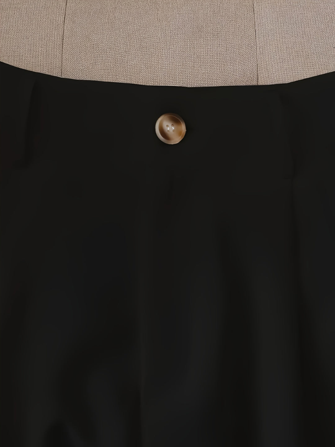Blythe | Tailored High-Waist Shorts with Belt