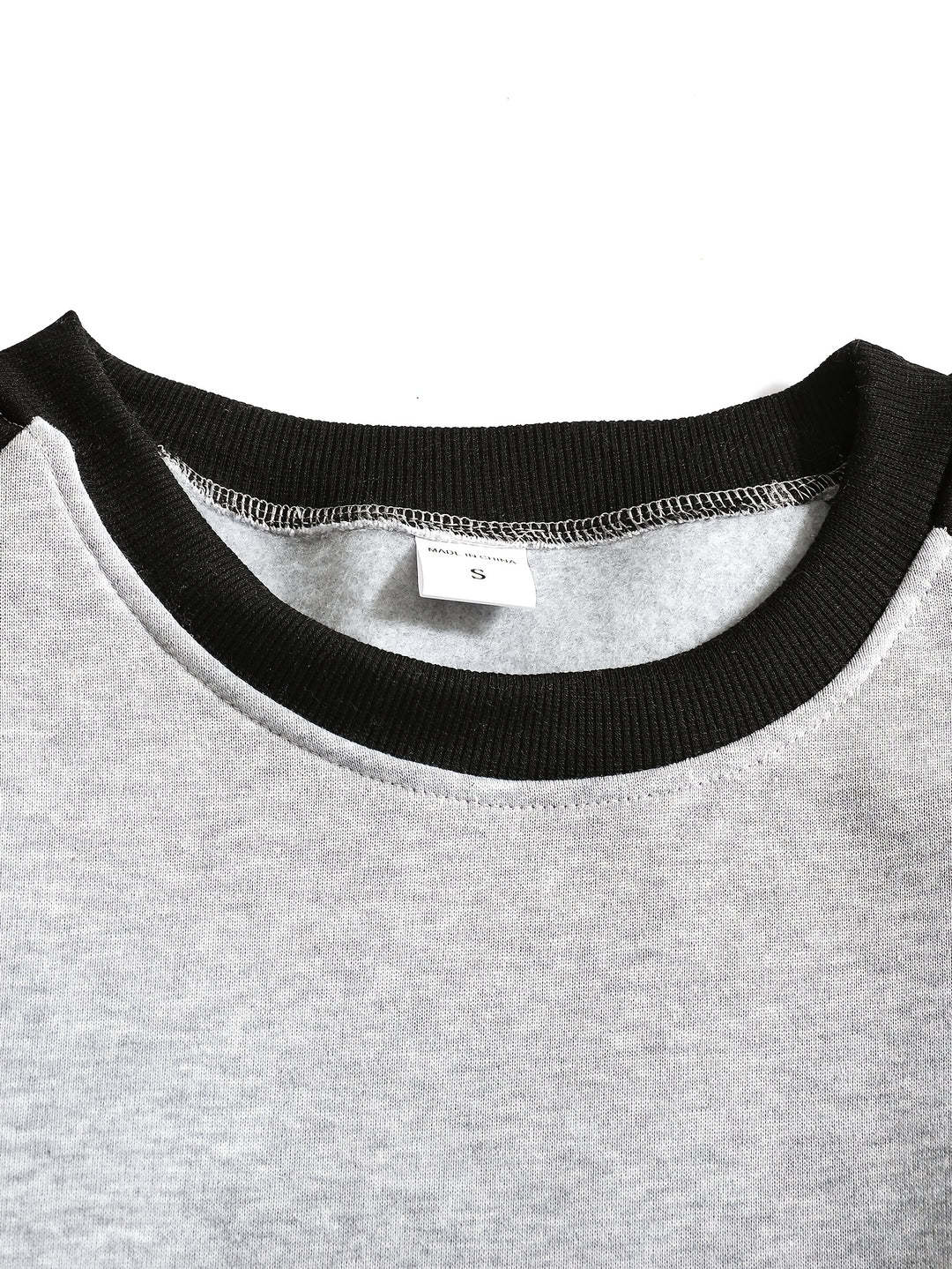 Grady | Classic Raglan Crew Neck Sweatshirt
