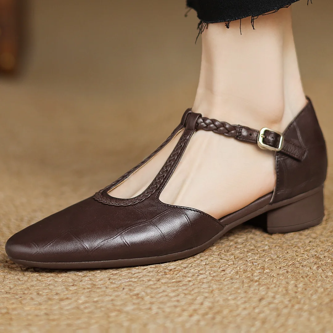 Danielle | Classic Strap Shoes