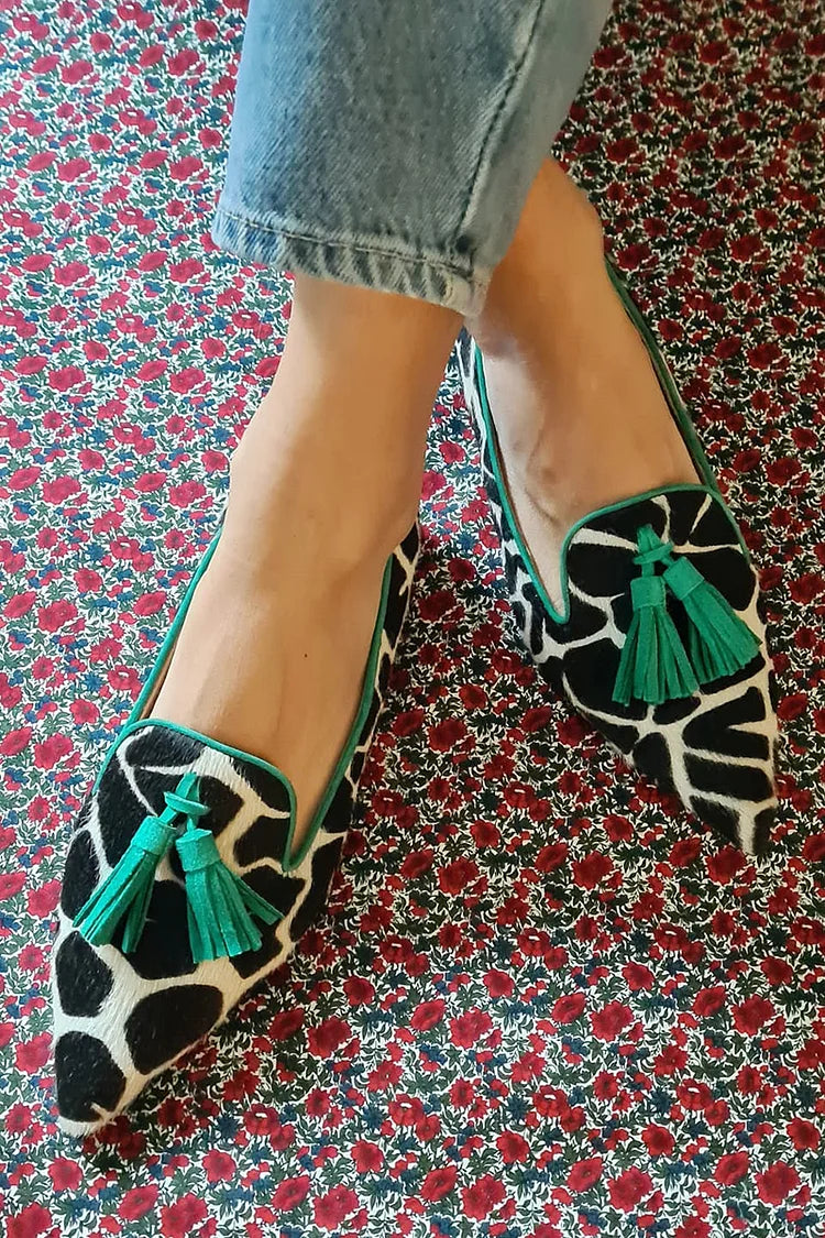 Dakota Stylish Fringes Pointed Loafers