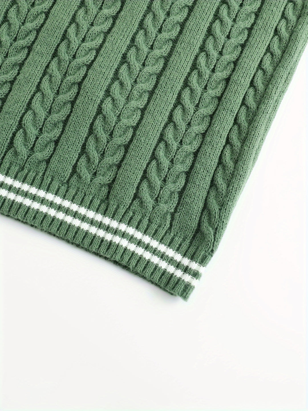 Gideon | Cable-Knit V-Neck Sweater Vest