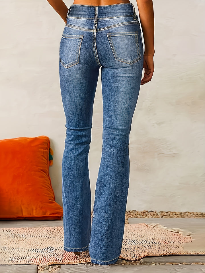 Priscilla | Classic Flared Jeans