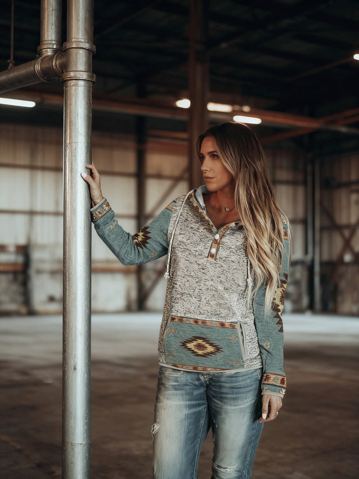 Kendra | Western-Inspired Hooded Sweatshirt