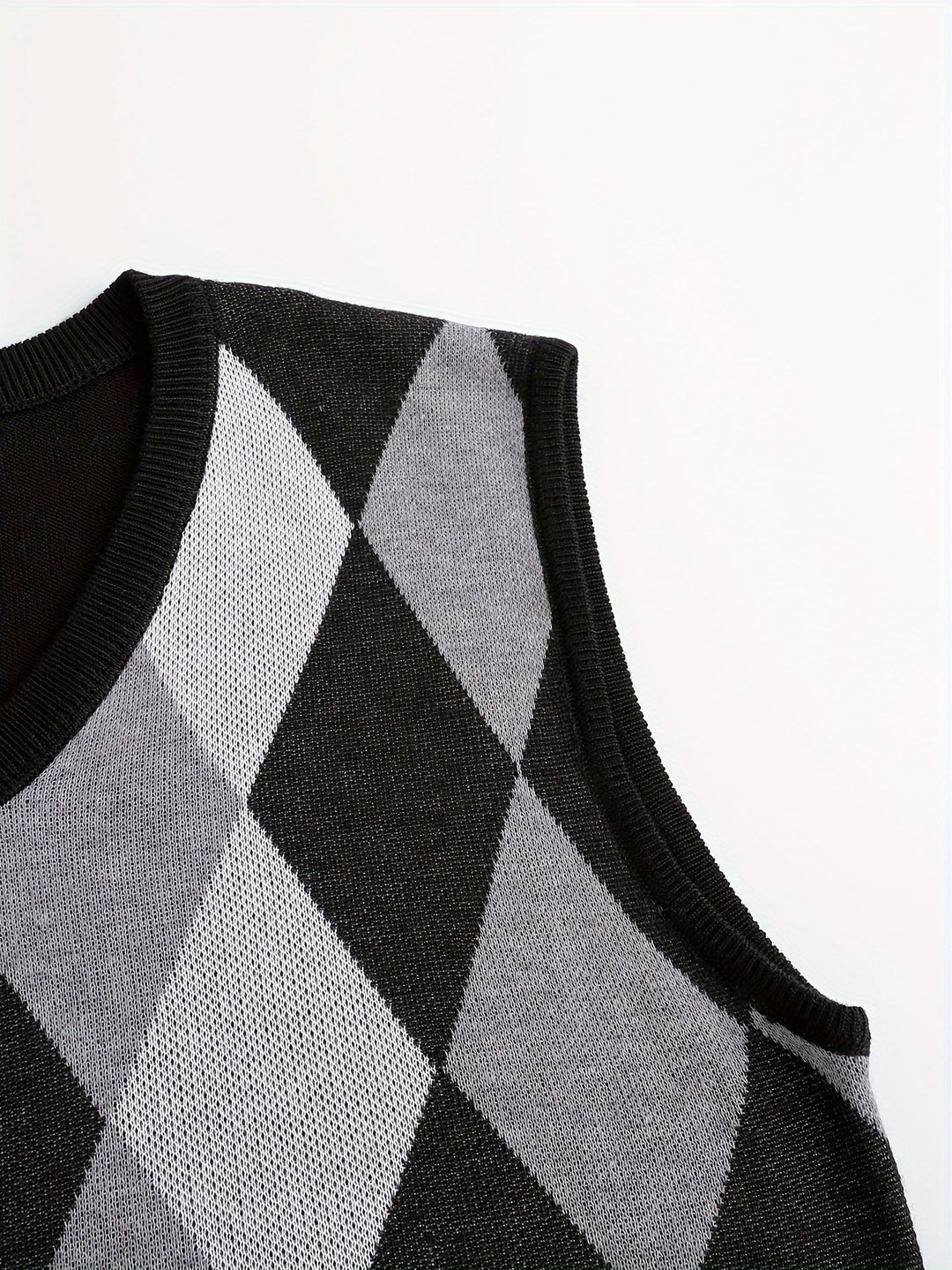 Chandler | Classic Argyle Sweater Vest