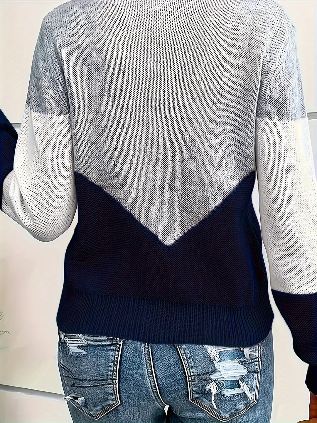 Renata | Colorblock V-Neck Sweater