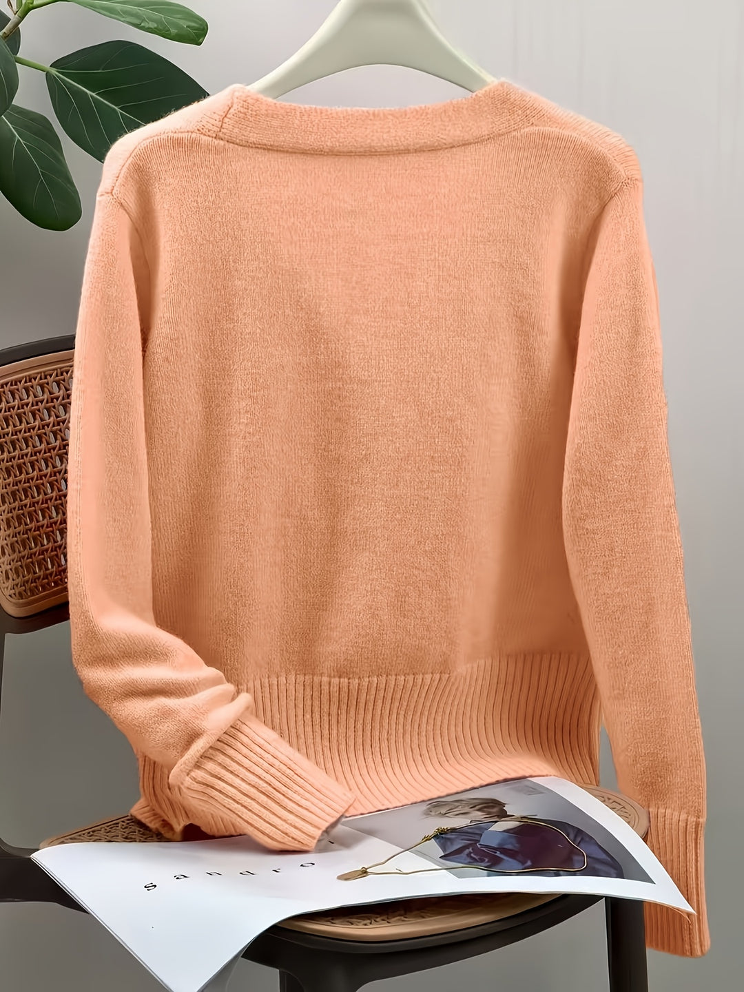 Georgia | Heart-Button V-Neck Cardigan