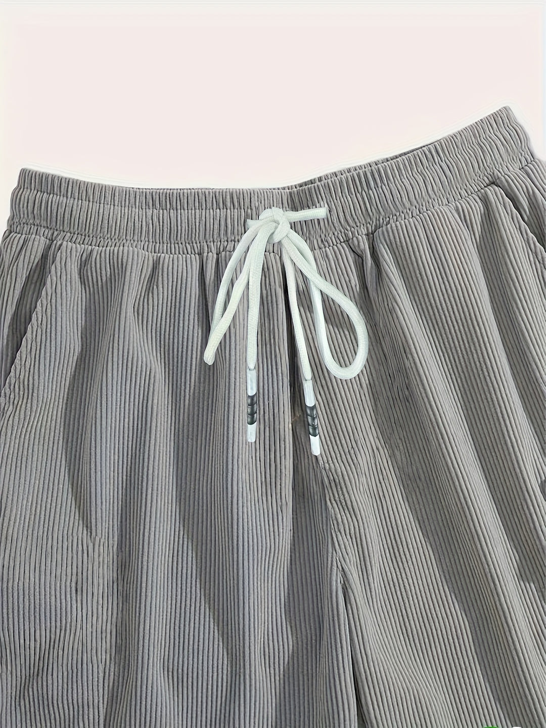 Griffin | Textured Cargo Shorts
