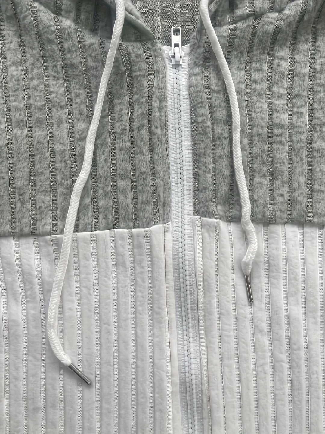 Cecilia | Textured Colour-Block Hooded Jacket