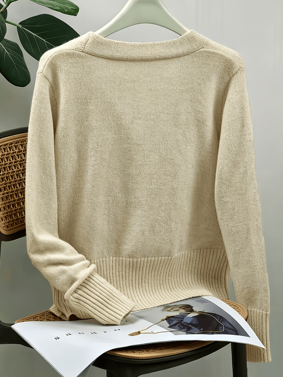 Georgia | Heart-Button V-Neck Cardigan