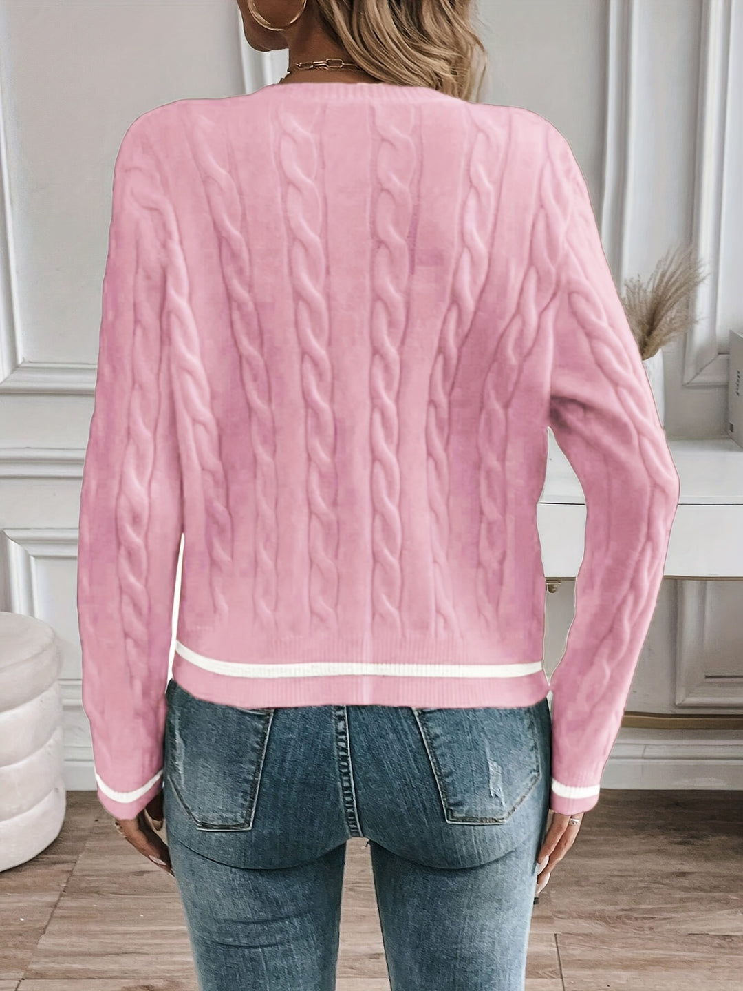 Claire | Refined Cable-Knit Cardigan