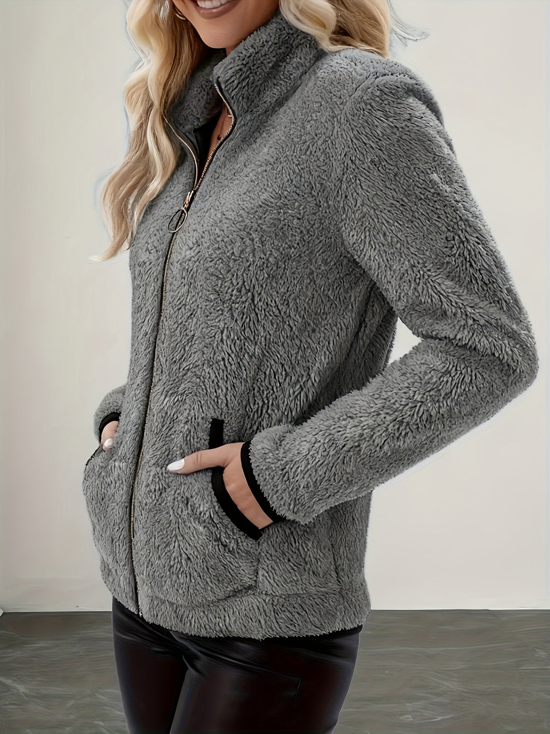 Simone | Cozy Zip-Up Jacket