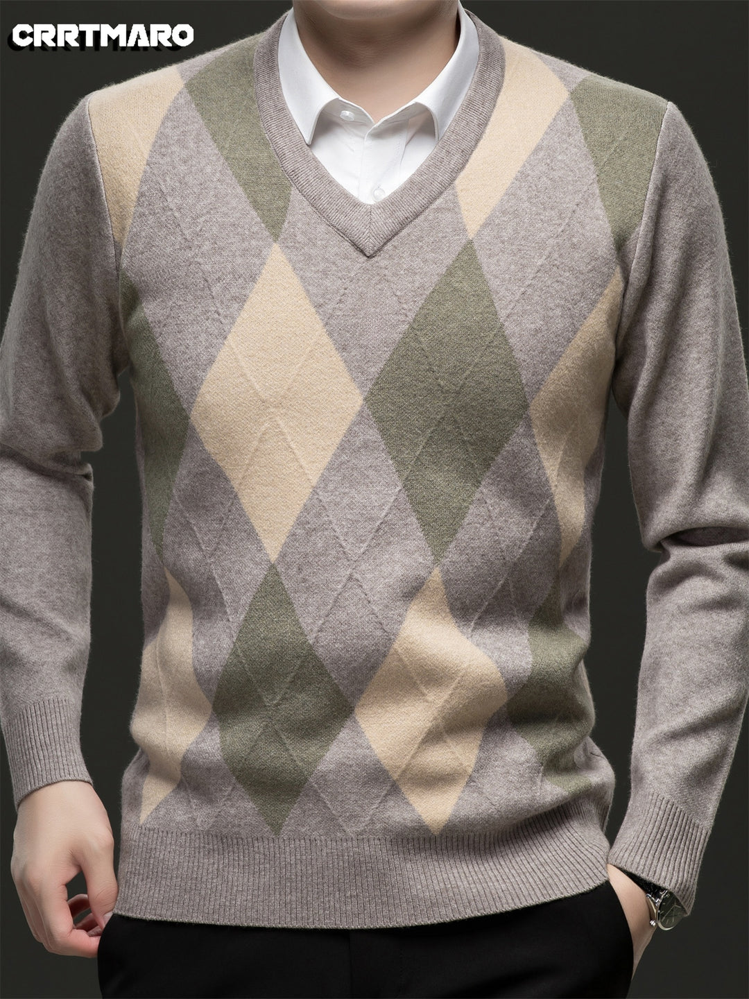 Warren | Classic Argyle V-Neck Sweater