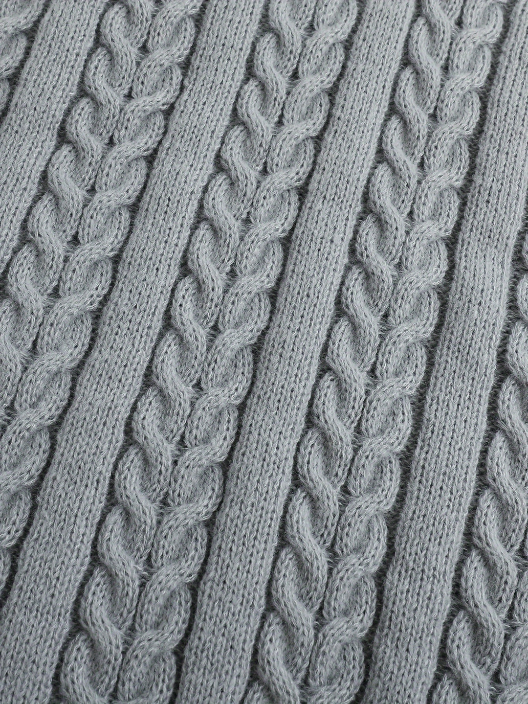 Gideon | Cable-Knit V-Neck Sweater Vest