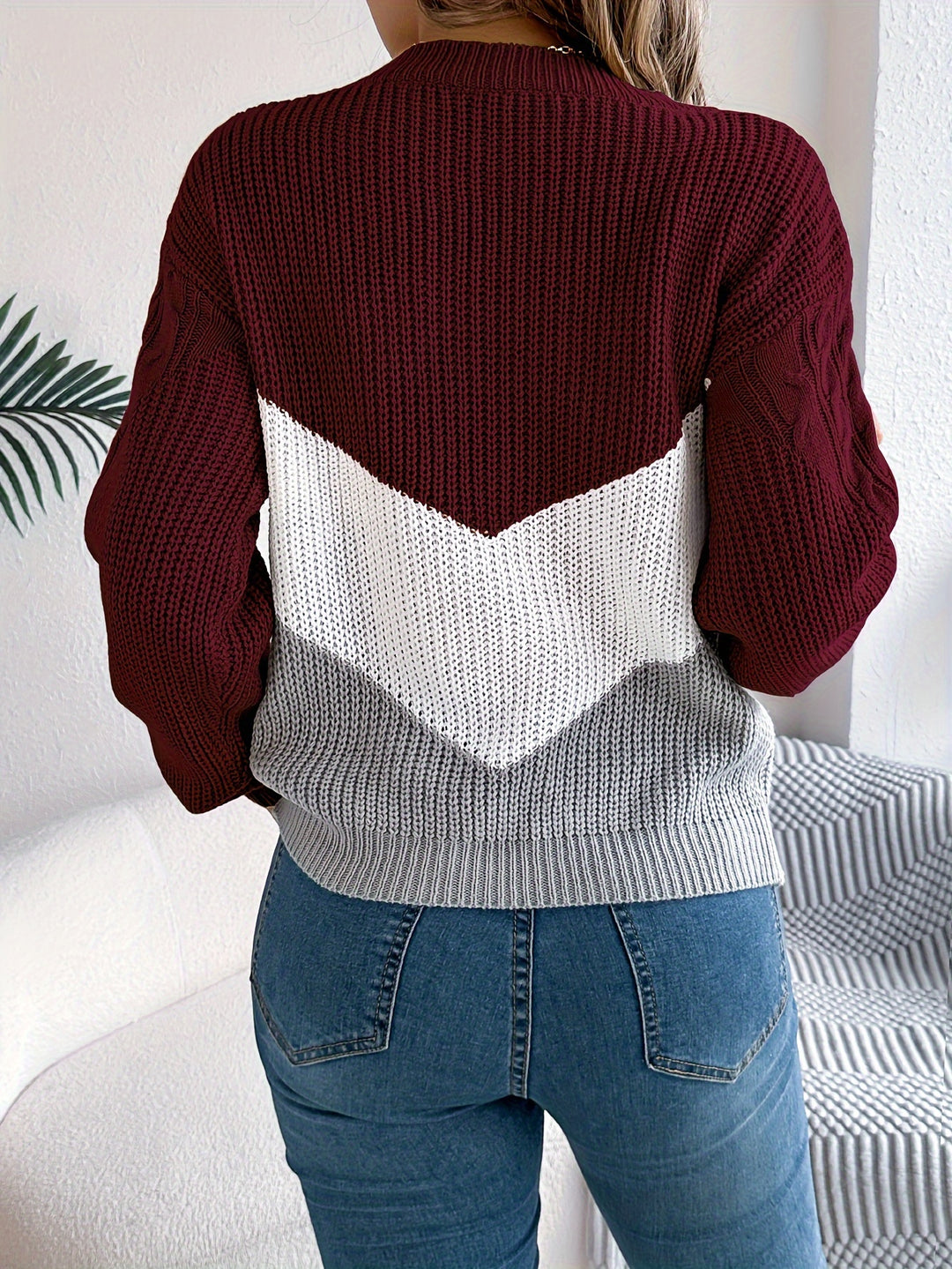 Blythe | Color-Block Round Neck Sweater