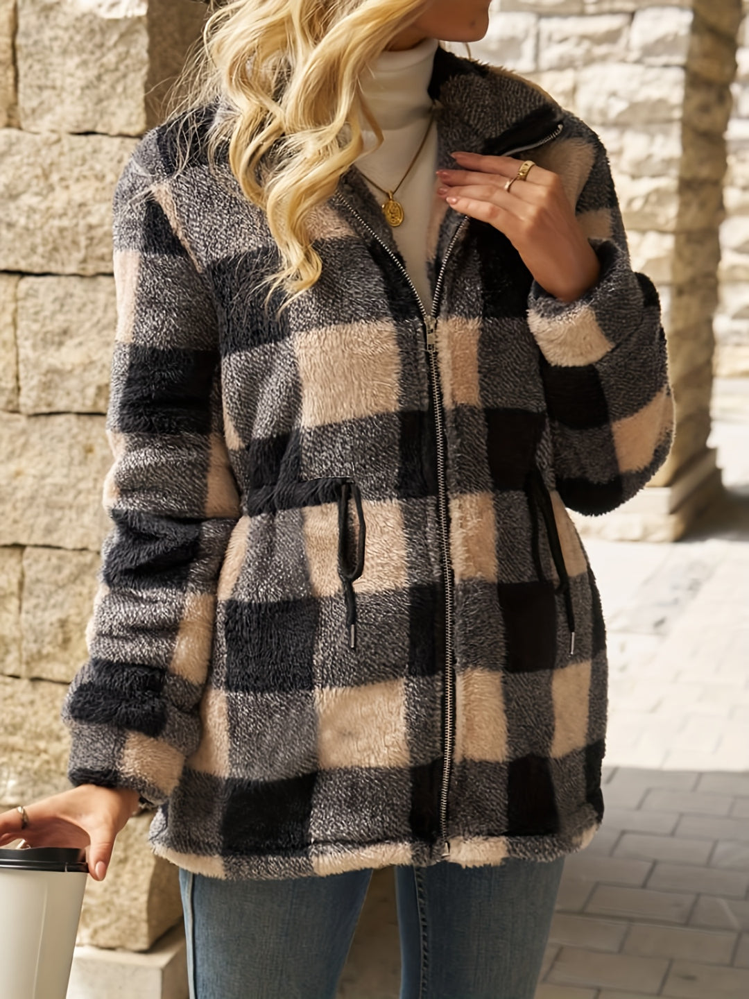 Eleanora | Cozy Checked Hooded Jacket
